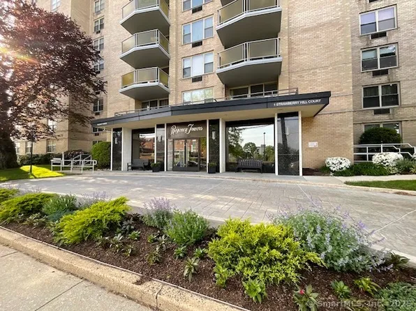1 Strawberry Hill Court #7D, Stamford, CT 06902