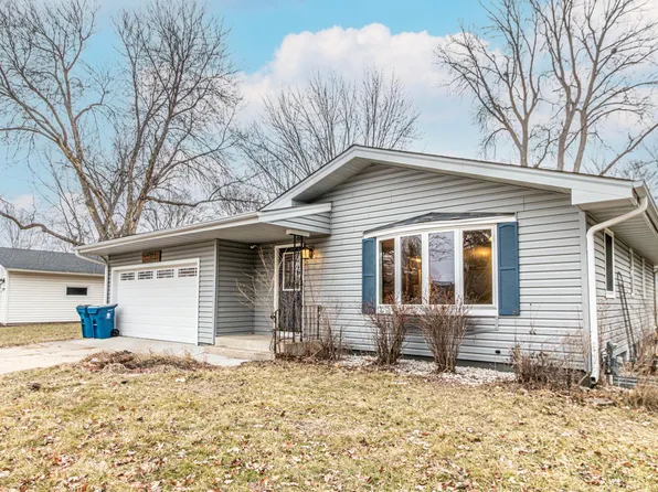 4784 Sandra Ln, White Bear Lake, MN 55110