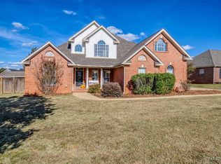 616 Maribeth Loop, Deatsville, AL 36022