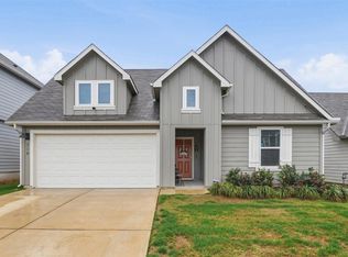 318 Merriman Rd, San Marcos, TX 78666