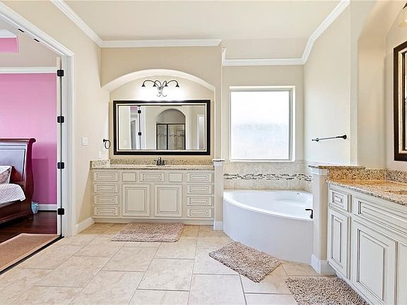 4th image of 4411 Caldwell Palm Cir #4411