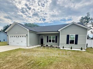 378 Sandy Grove Rd, Parkton, NC 28371