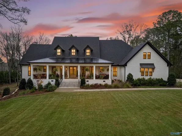 25 Hickory Ridge Dr, Glencoe, AL 35905