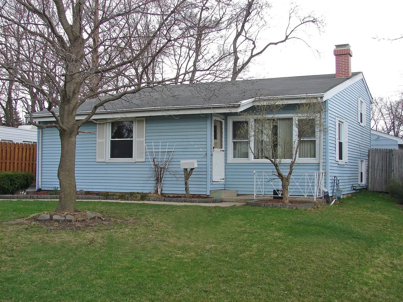 146 S Midland Ave photo 1
