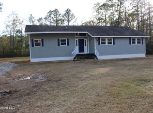 1719 Laurel Glen Rd, Gautier, MS 39553