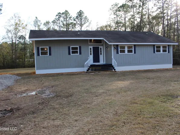 1719 Laurel Glen Rd, Gautier, MS 39553