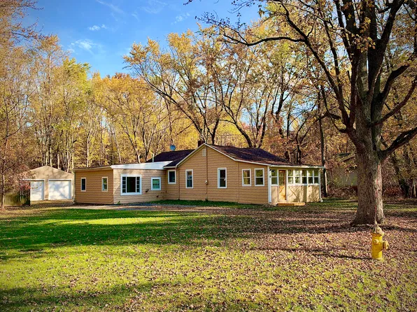 96 Delaware Ave, Rochester, NY 14623
