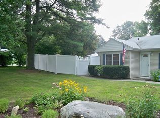 1 Barjune Rd, Norwalk, CT 06851