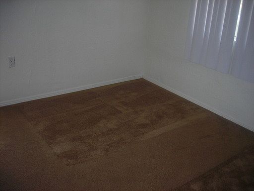2nd image of 3913 S Normandie Ave