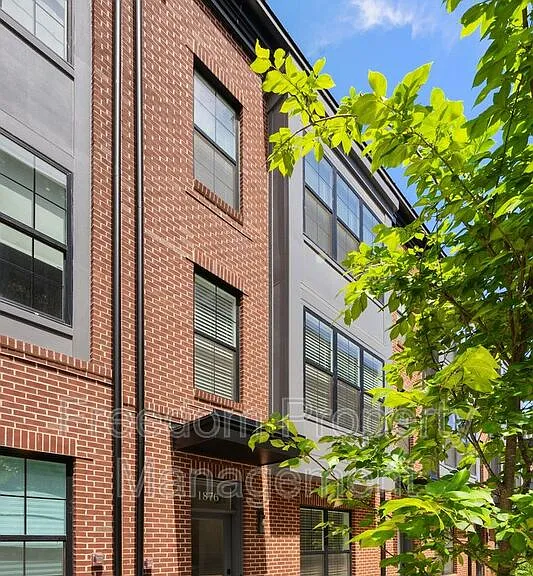 1876 Michael Faraday Dr — Photo 9