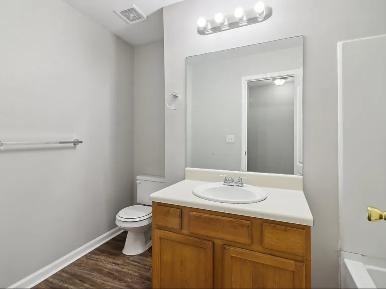 7712 Autry Cir #204 — Photo 21