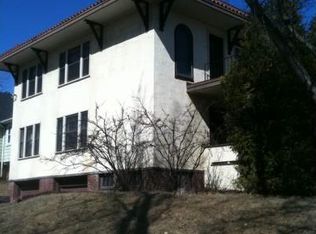 2001 E 2nd St, Duluth, MN 55812