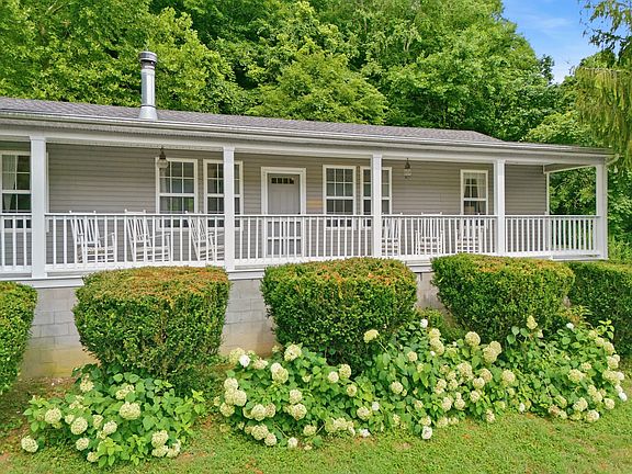 3rd image of 5664 Leipers Creek Rd