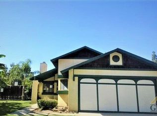 6205 Regina Way, Bakersfield, CA 93307