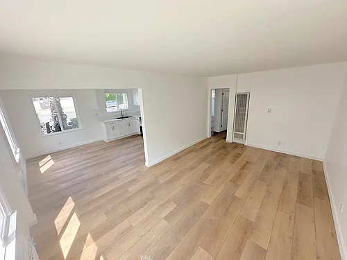 14410 Magnolia Blvd #1 Photo 1