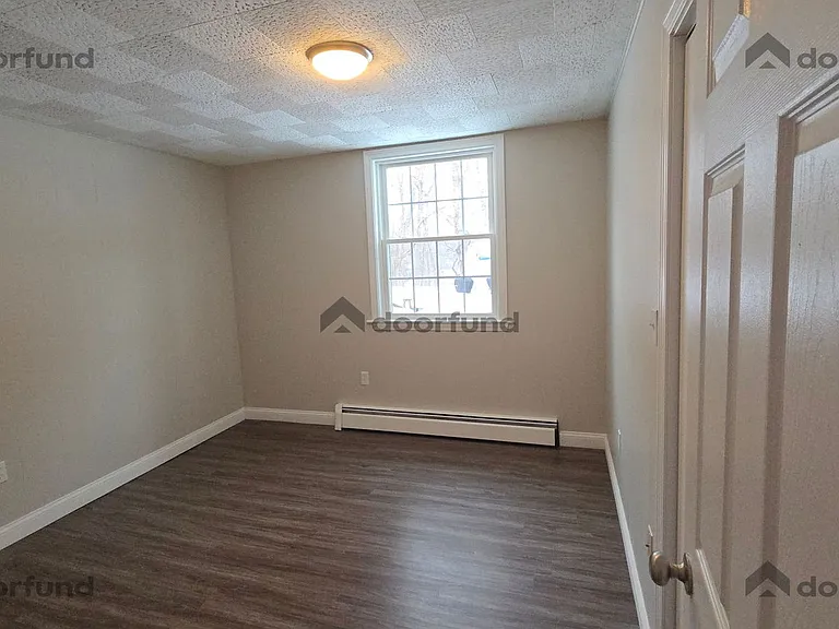 16 Harvard Rd #2B — Photo 5