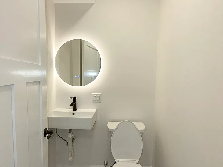 7 Victoria St #1 — Photo 10