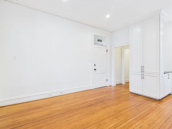 5th image of 2025 Monument Ave APT 104