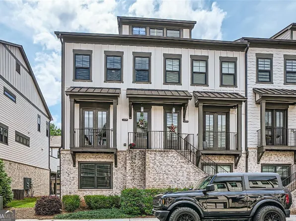 2324 Medlock Ln, Decatur, GA 30033