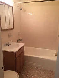 Rented by Roberto Guilbet, LREB