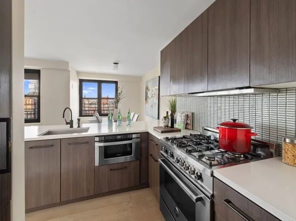 175 West 95th Street image 6 of 20