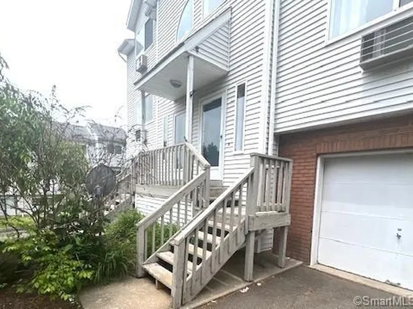 925 Oronoke Road #17B, Waterbury, CT 06708