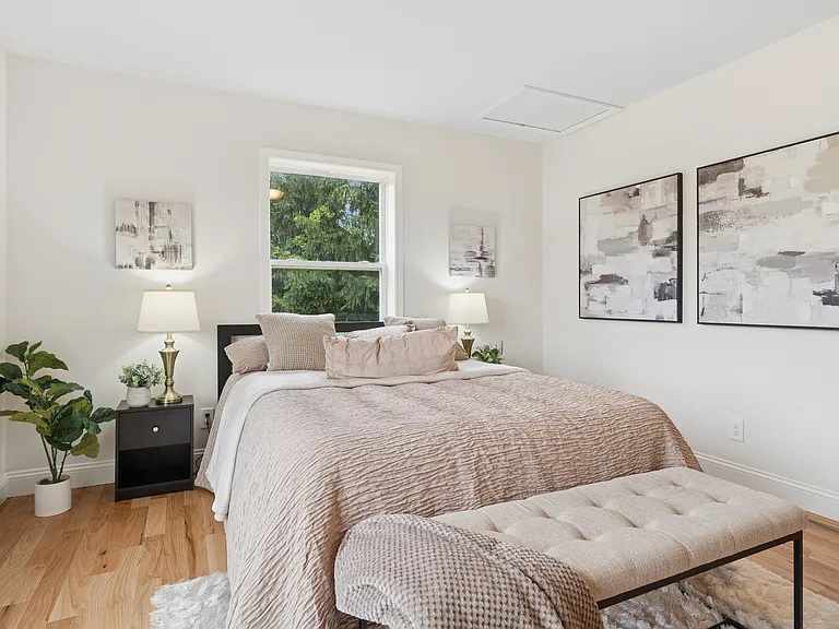 4 Sterling Dr — Photo 11