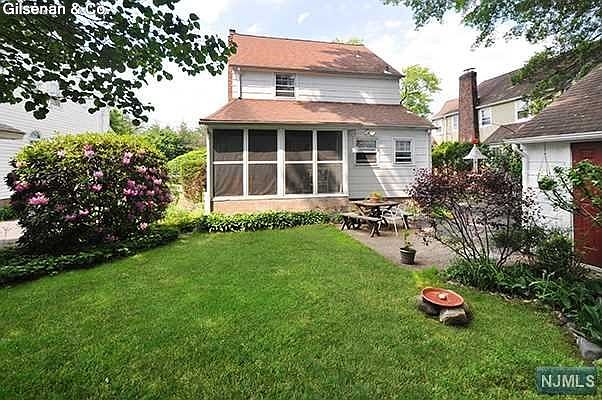 2nd image of 656 Linwood Ave