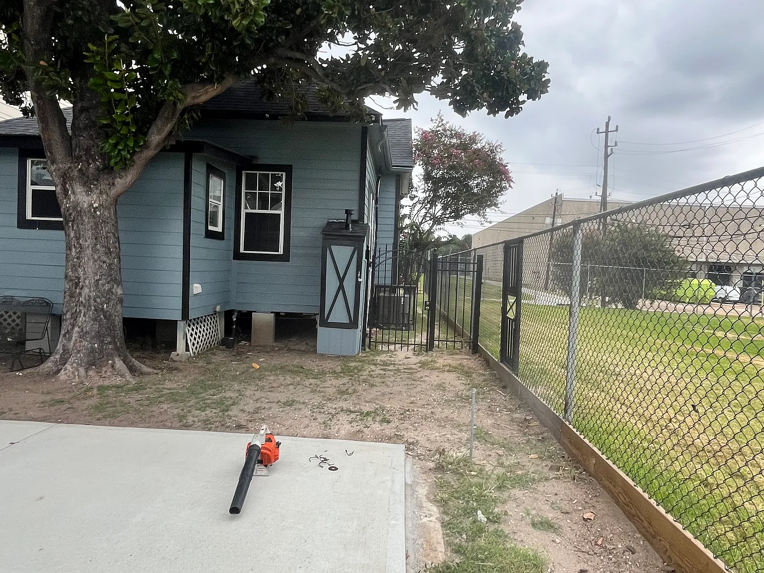 3 bed, 1274 sqft, $2,250 — Photo 2