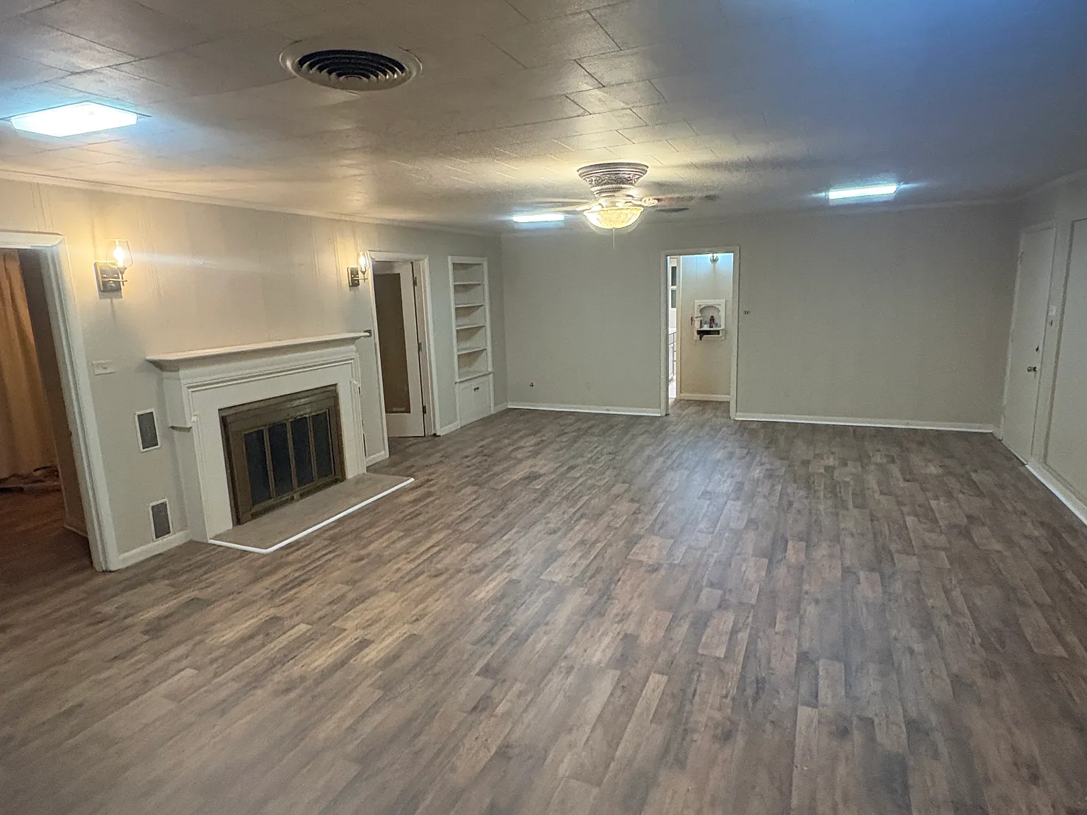 3 bed, 1910 sqft, $1,350 — Photo 2