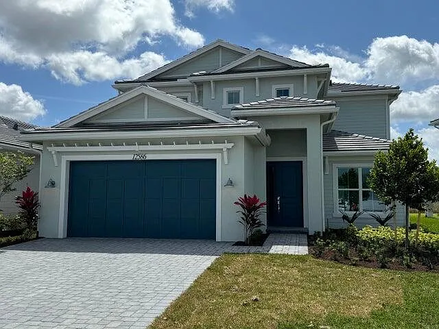 12586 Nautilus Cir — Photo 2