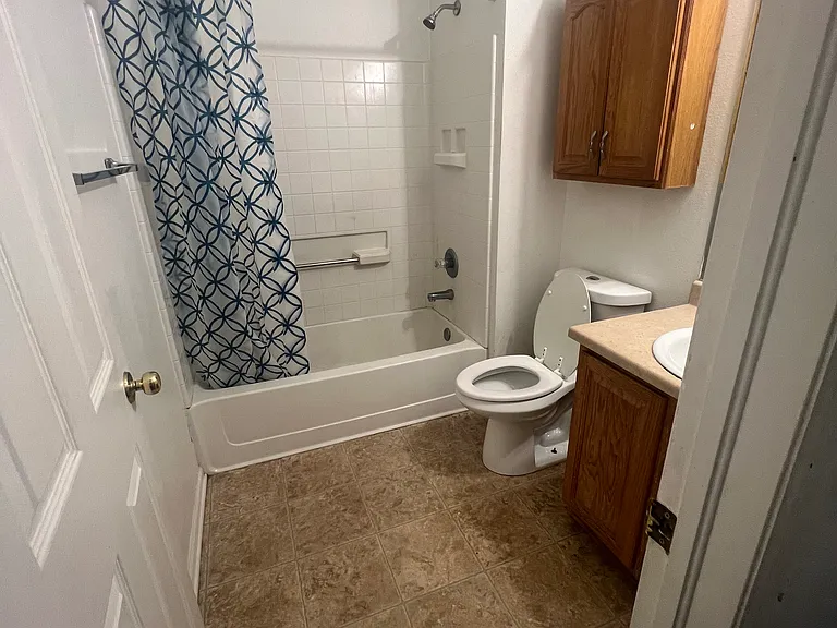18521 E Harvard Dr — Photo 10