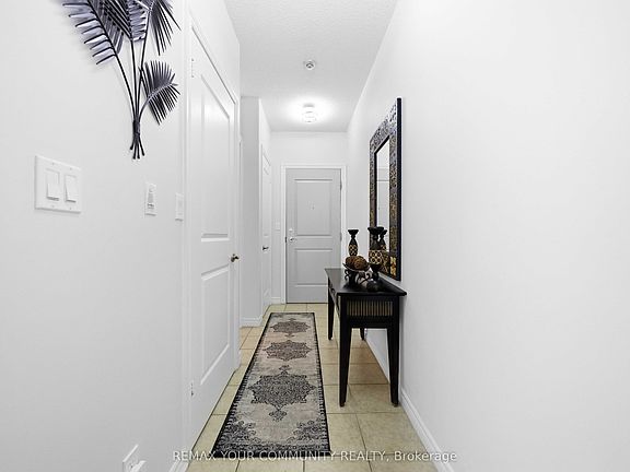 5th image of 133 Wynford Dr #1807