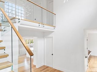 80 Sandy Hollow Rd, Southampton, NY 11968