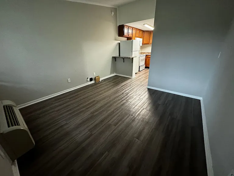 Poplar Ridge Apartments — Photo 39