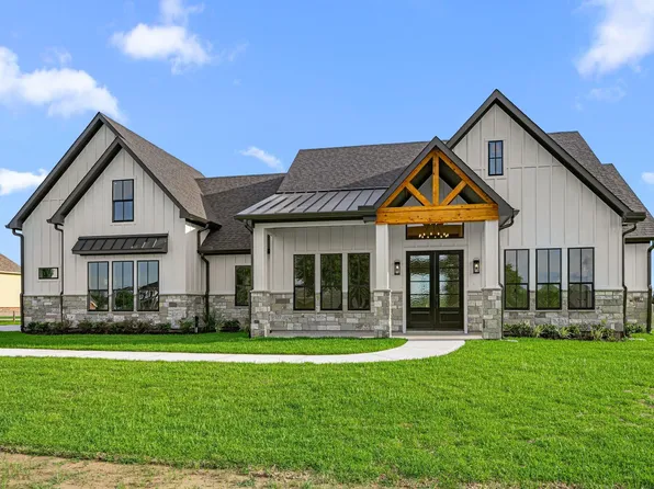 469 Ruby Dr, Bellville, TX 77418