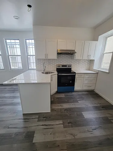 551 S 53rd St #2 Photo 1