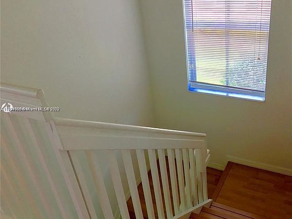4th image of 15270 SW 91st Ln #0