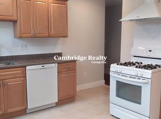 69 Newton St #3R, Somerville, MA 02143