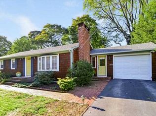 5 Virginia Ave, East Greenwich, RI 02818