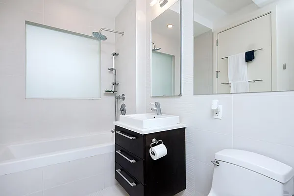 Rented by MNS | media 3