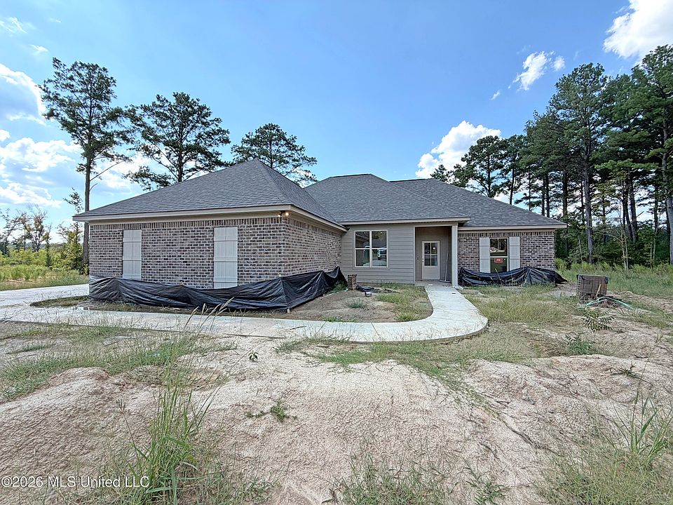1st image of 301 Stronghold Dr