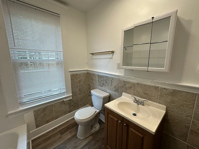 603 Howard Ave #2A — Photo 9