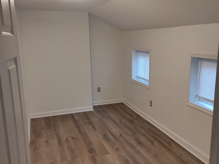 1714 E Pratt St — Photo 4