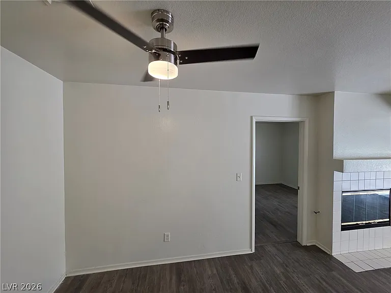 4865 S Torrey Pines Dr #106 — Photo 31