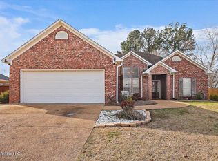203 Prewitt Cir, Richland, MS 39218