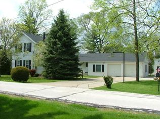 28505 Case St, Millbury, OH 43447