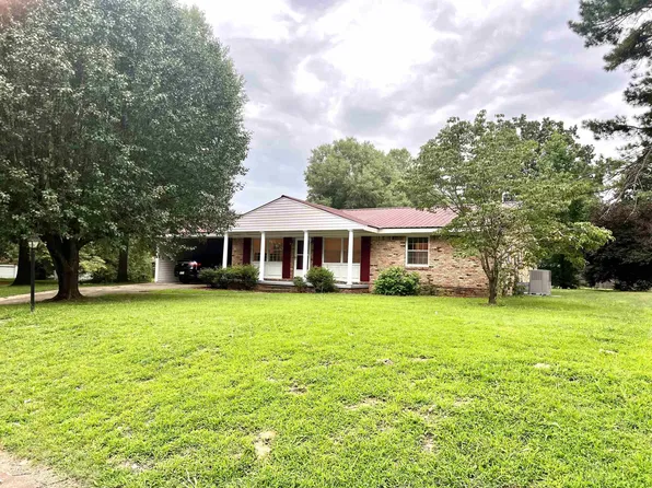 14 Dixie Ln, Jackson, TN 38301