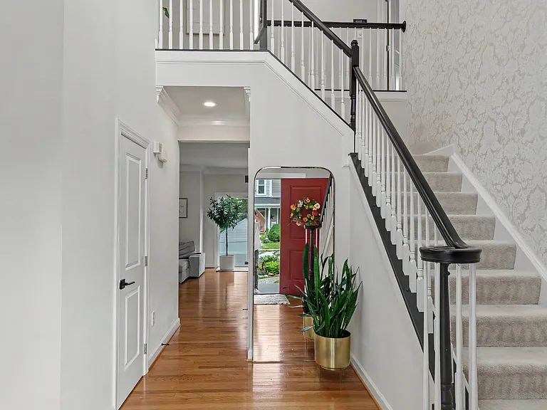 509 S Highland St — Photo 27