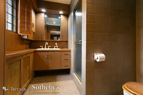 Rented by Terrace Sotheby's International Realty | media 44